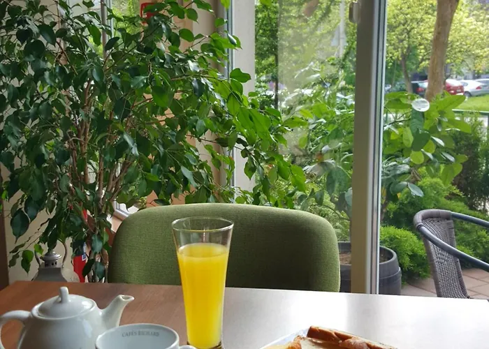 микадо - онлайн Self Check-in 3* ブルガス