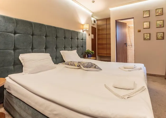 ホテル микадо - онлайн Self Check-in 3*