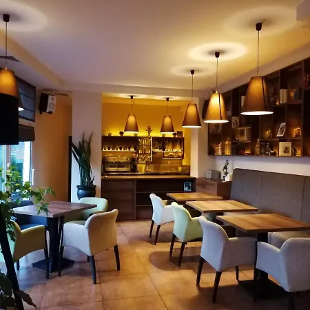 Mikado Hotel 3*