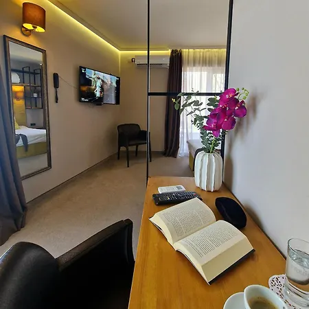 микадо Hotel