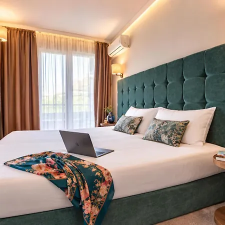 Hotel Хотел Микадо