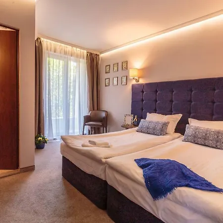 микадо - онлайн Self Check-in Hotel Burgas