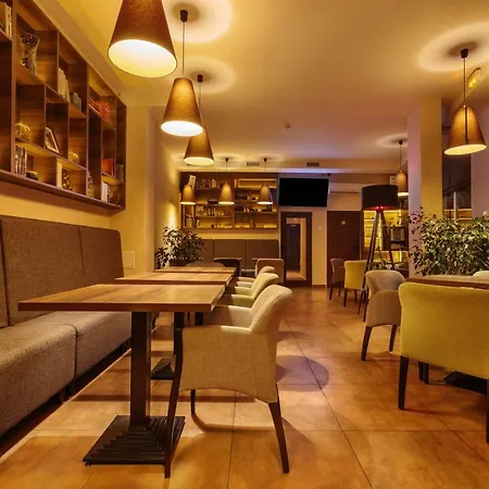Mikado Hotel