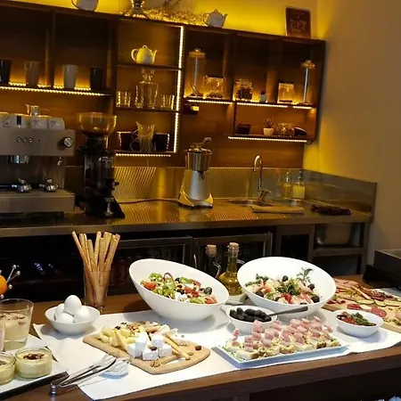 Hotell Хотел Микадо - Онлайн Self Check-In 3*