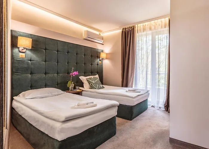 Hotel микадо - онлайн Self Check-in 3*